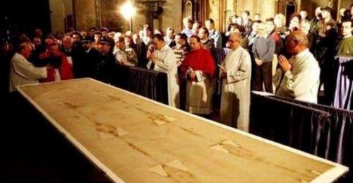 8 bí mật thời Trung cổ muôn đời không lời giải