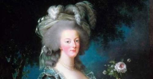 Lí giải về hiện tượng tóc bạc trắng sau 1 đêm