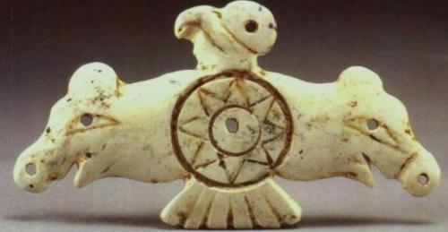 Cổ vật ngọc bích bí ẩn được phát hiện trong ngôi mộ 5300 năm tuổi, Truyền thuyết cổ xưa là có thật?