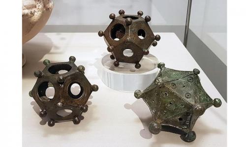 Bát diện 12 mặt đồng: Bí ẩn lịch sử một nền văn minh