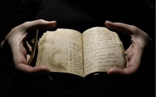 Có những bí mật gì bên trong cuốn sách đắt giá nhất thế giới - Codex Leicester?