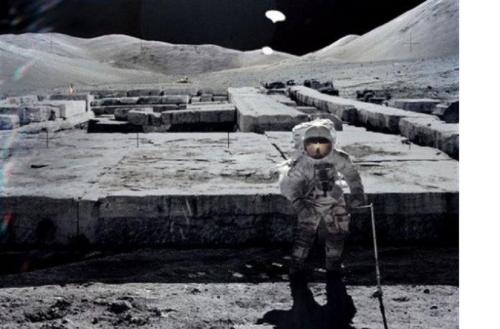 Tiết lộ gây sốc: Căn cứ mật UFO trên Mặt Trăng (Ảnh)