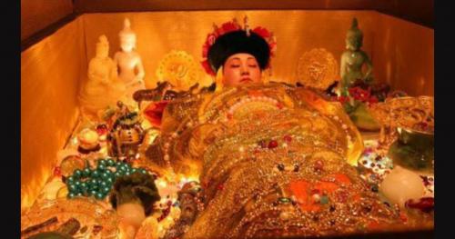 Kho báu bên dưới lòng đất Tử Cấm Thành: Có thể mua được cả Bắc Mỹ