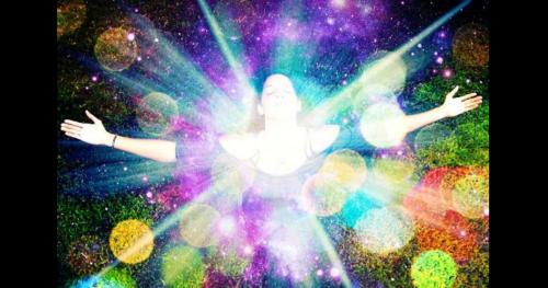 Bạn là một Lightworker nếu sở hữu 5 dấu hiệu dưới đây